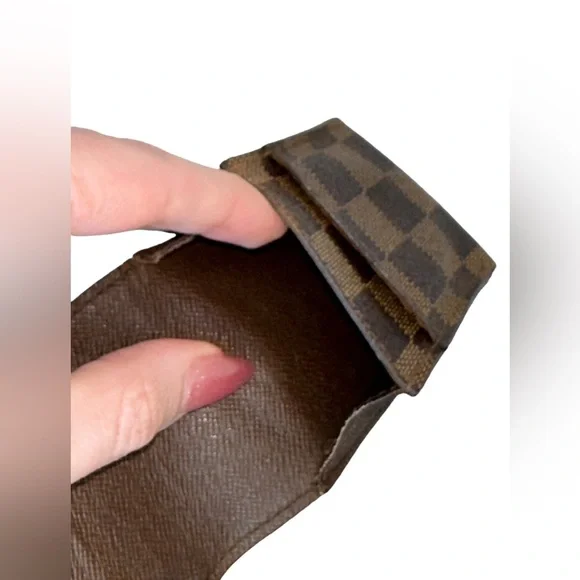 LOUIS VUITTON EUC VINTAGE DAMIER EBENE CASE - Picture 8 of 14